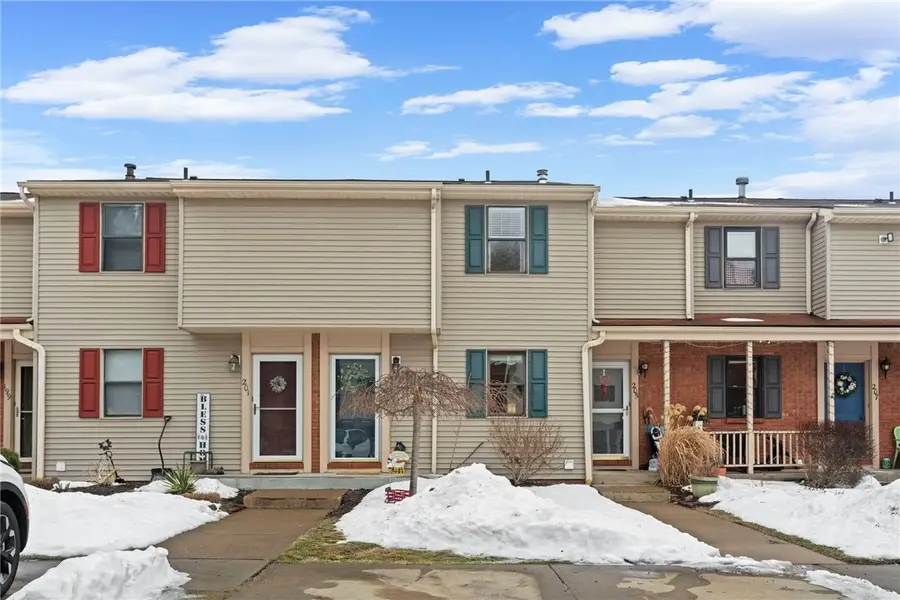 203 Woodhaven Dr, Seven Fields, PA 16046 - #3