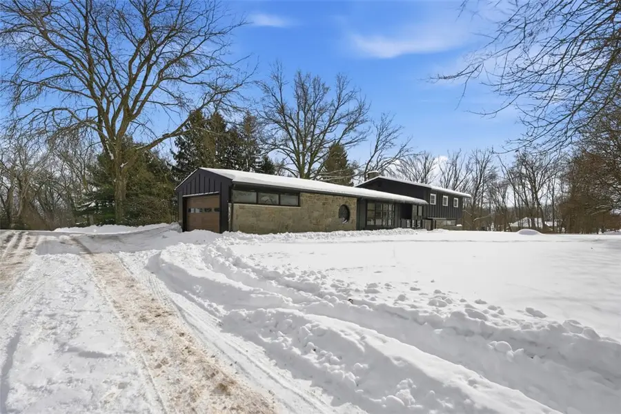 10500 Grubbs Road, McCandless, PA 15090 - #2