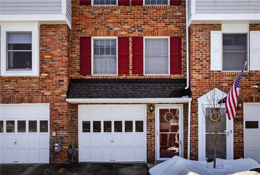 1513 Timberidge Dr, Bethel Park, PA 15102 - #2