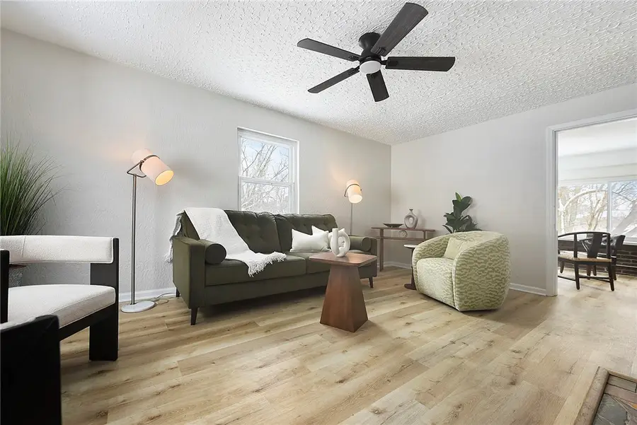 336 Morrow Dr, Penn Hills, PA 15235 - #3