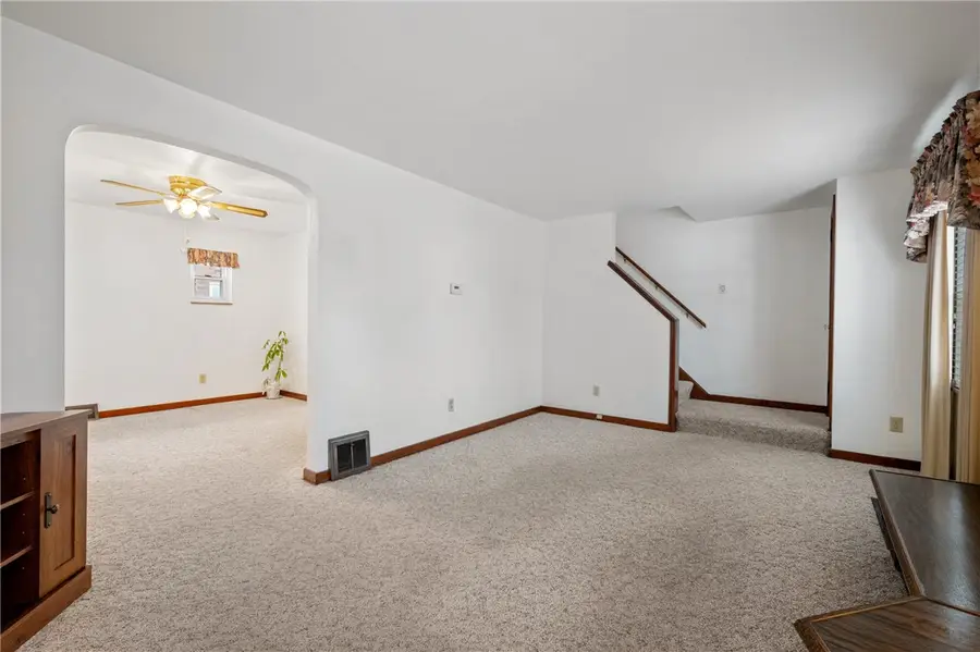 765 4th St, Oakmont, PA 15139 - #3