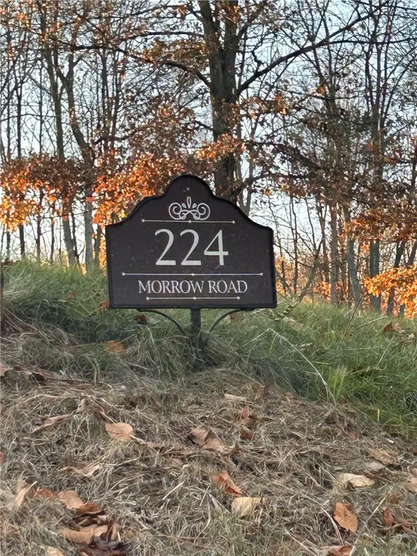 224 Morrow Rd, Chippewa Twp, PA 15010