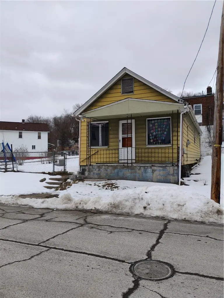 164 6th Avenue, Aliquippa, PA 15001 - #2