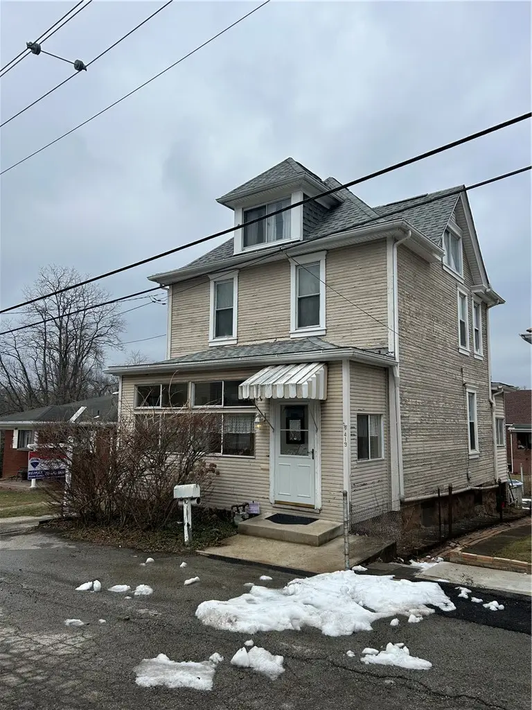 419 Indiana Ave, Monessen, PA 15062 - #1