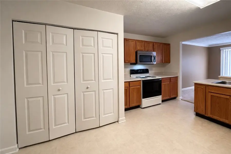 2004 Arbor Ridge Ct, Indiana, PA 15024 - #2