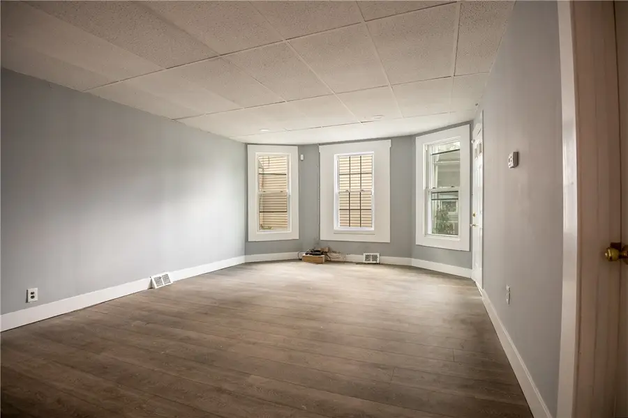 780 S Irvine Ave, Sharon, PA 16146 - #3