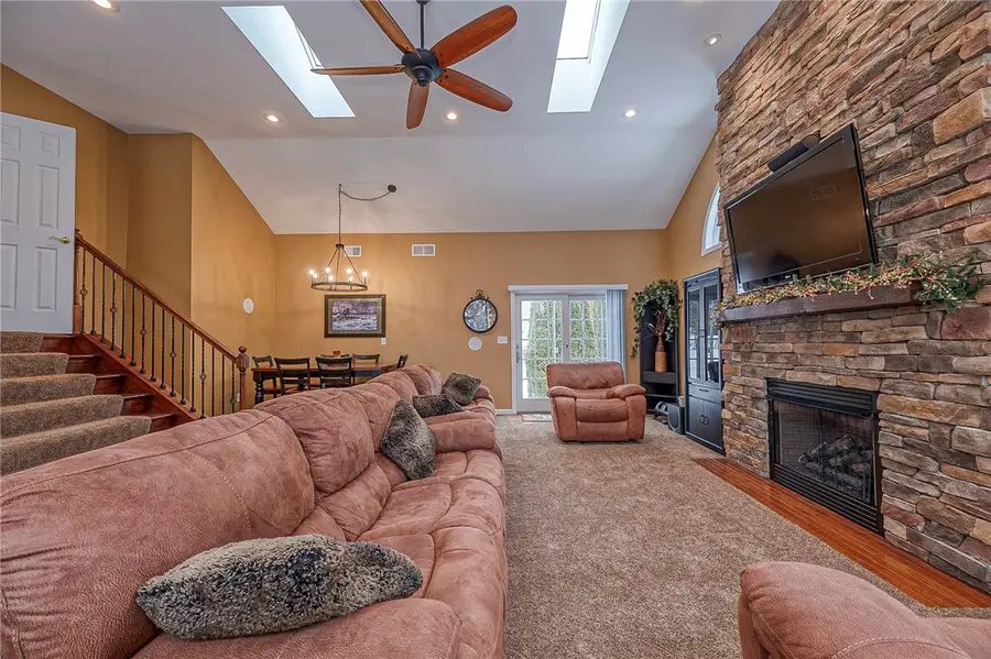 5683 Villahaven Drive, Bethel Park, PA 15236 - #3