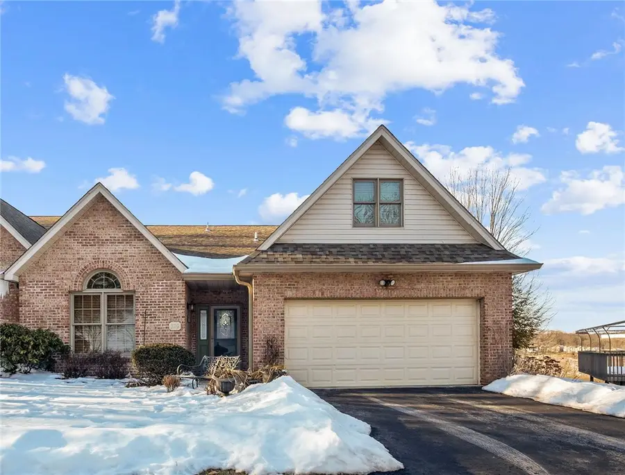 322 Woodcrest Dr, Enlow, PA 15108 - #2