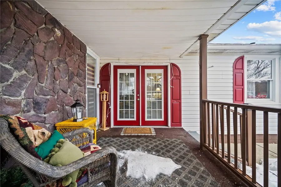 409 Oak St, Hopwood, PA 15445 - #3