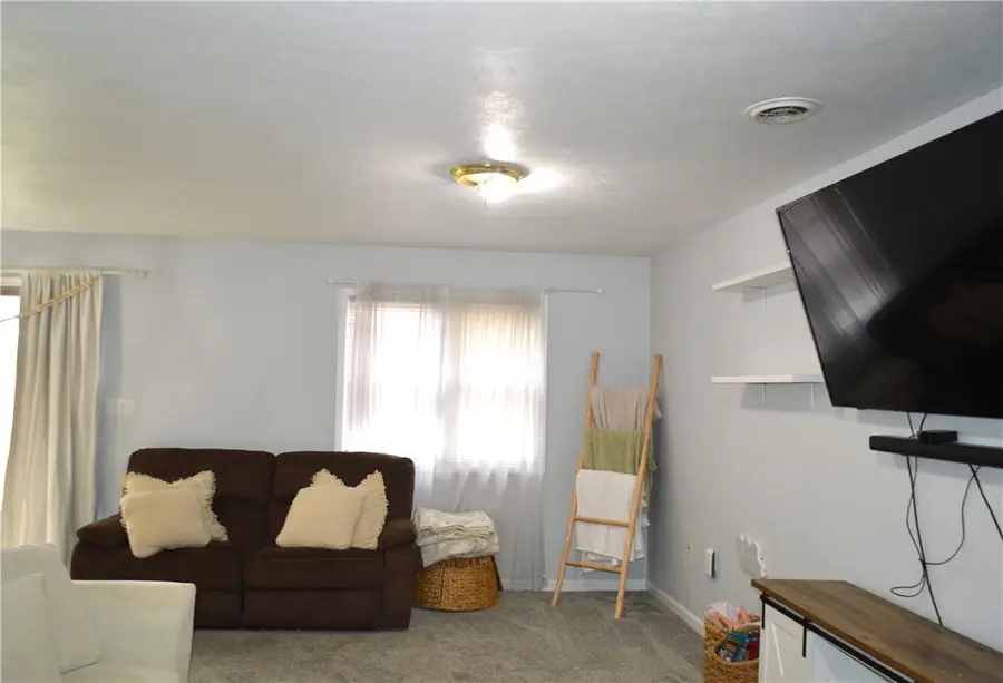 106 Meadowview Drive, Renfrew, PA 16053 - #2