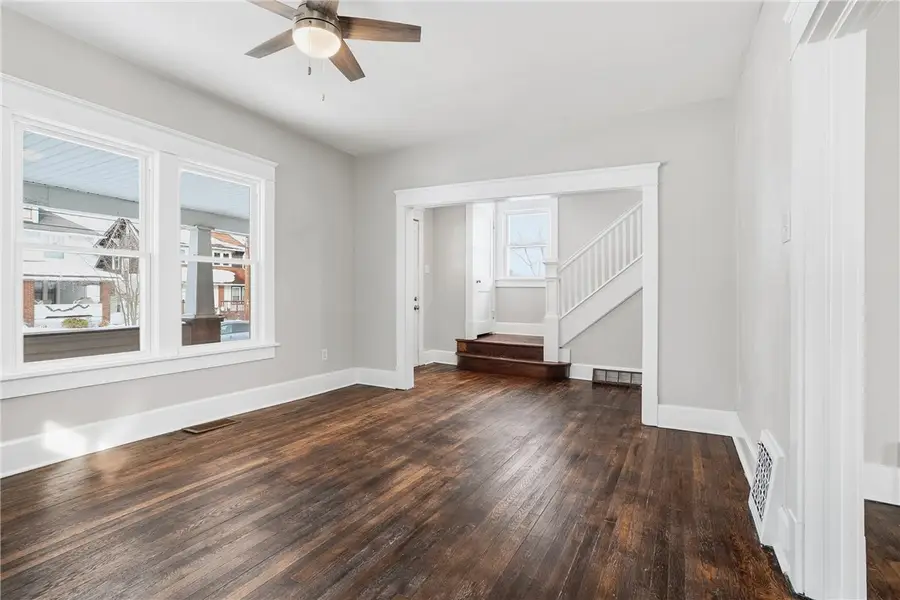 232 E Meyer Ave, New Castle, PA 16105 - #3