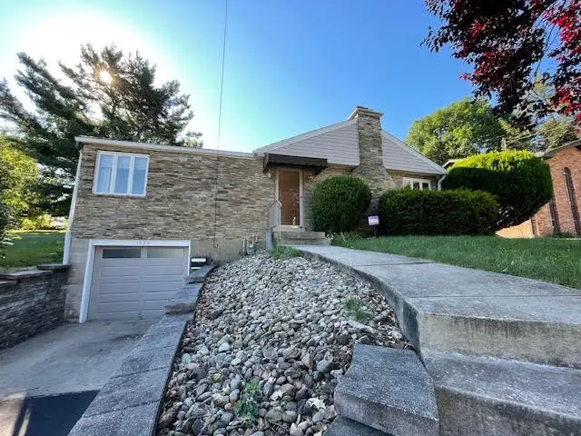 1055 Greentree Road, Green Tree, PA 15220 - #1