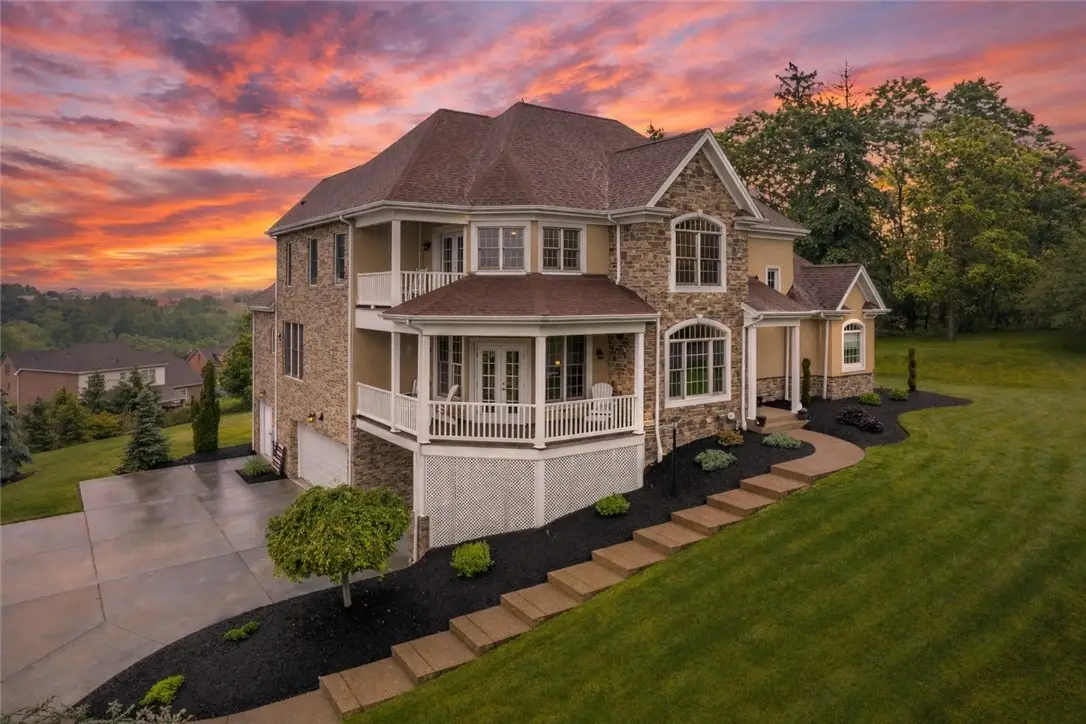 1272 Mcewen Rd, Canonsburg, PA 15317 - #1