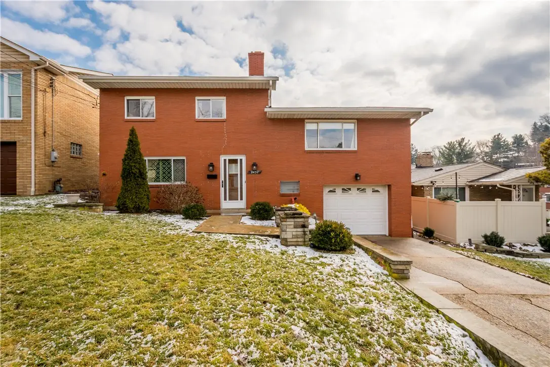2457 N Meadowcroft Ave, Pittsburgh, PA 15216 - #1