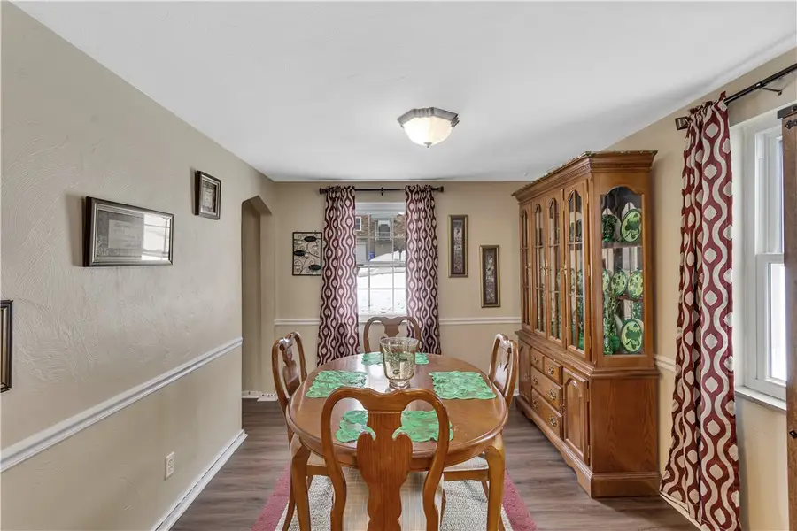 120 Ida Dr, Glenshaw, PA 15116 - #3