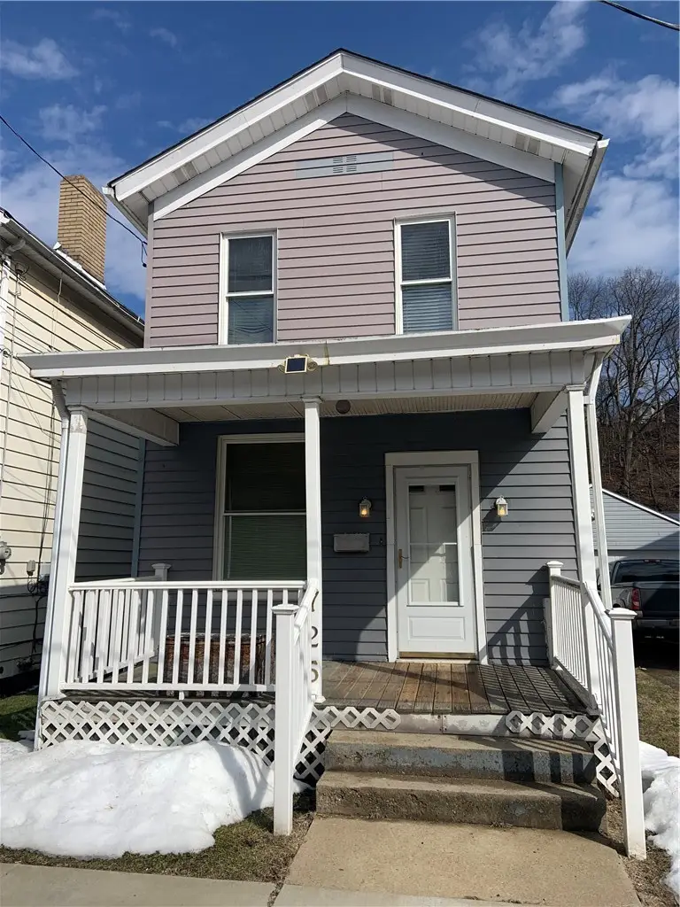 725 11th Ave, New Brighton, PA 15066 - #1