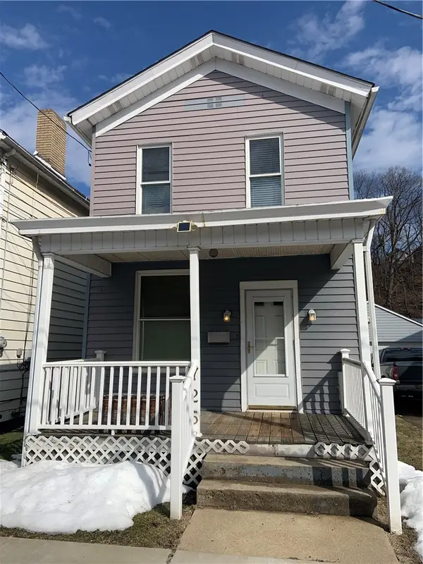 725 11th Ave, New Brighton, PA 15066