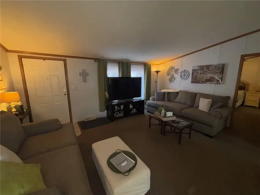 745 Florence Ave, East McKeesport, PA 15035 - #2