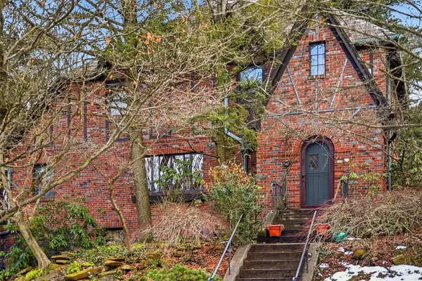 265 Morrison Drive, Mt Lebanon, PA 15216