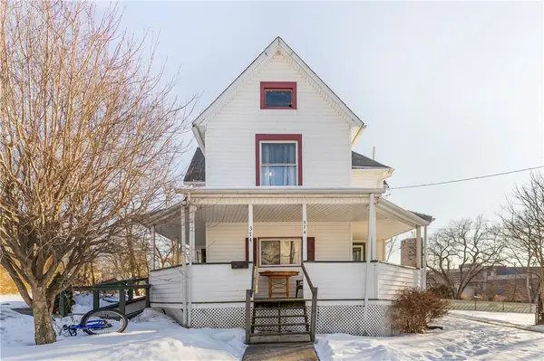 374 Harrison St, Sharon, PA 16146