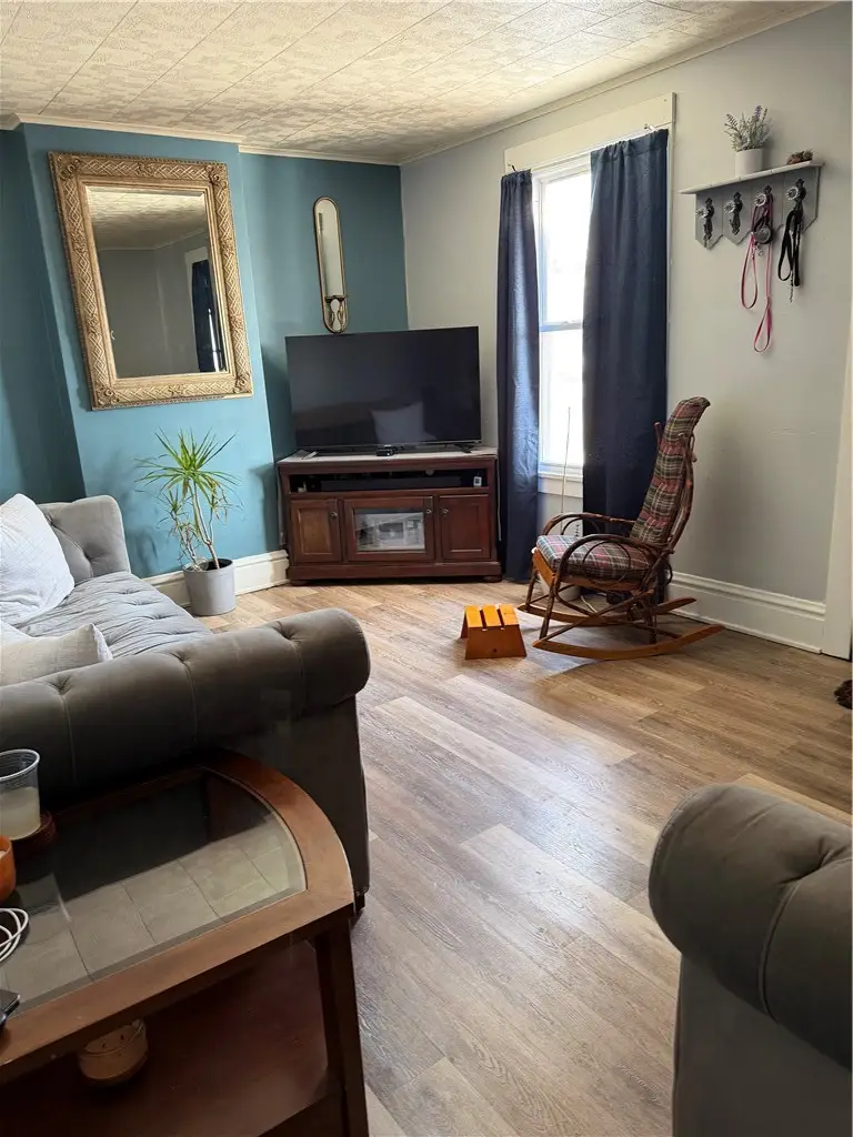 517-523 Haig St, Ellwood City, PA 16117 - #2