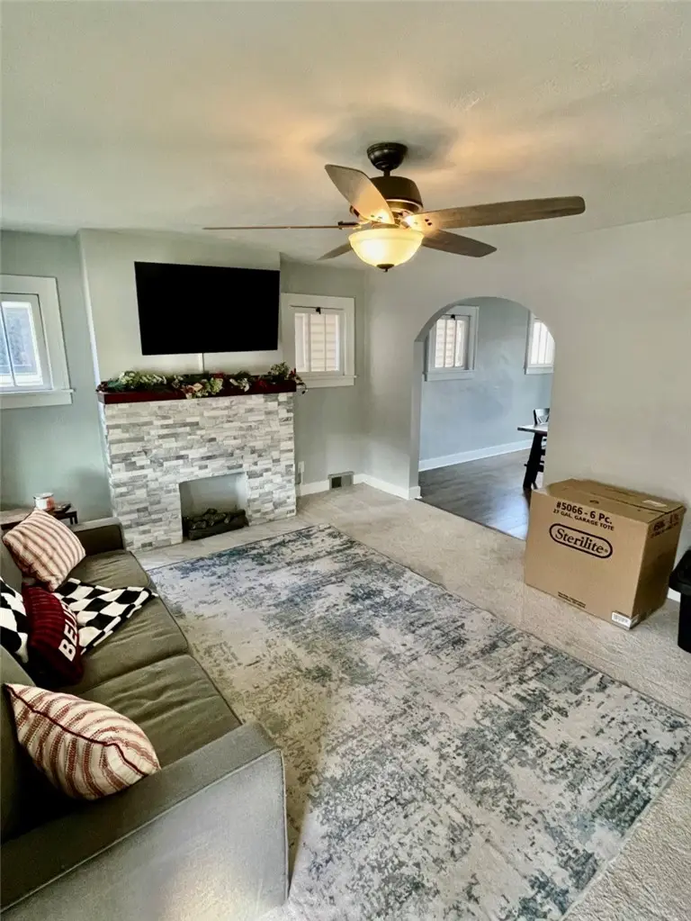 821 7th Ave, Coraopolis, PA 15108 - #3