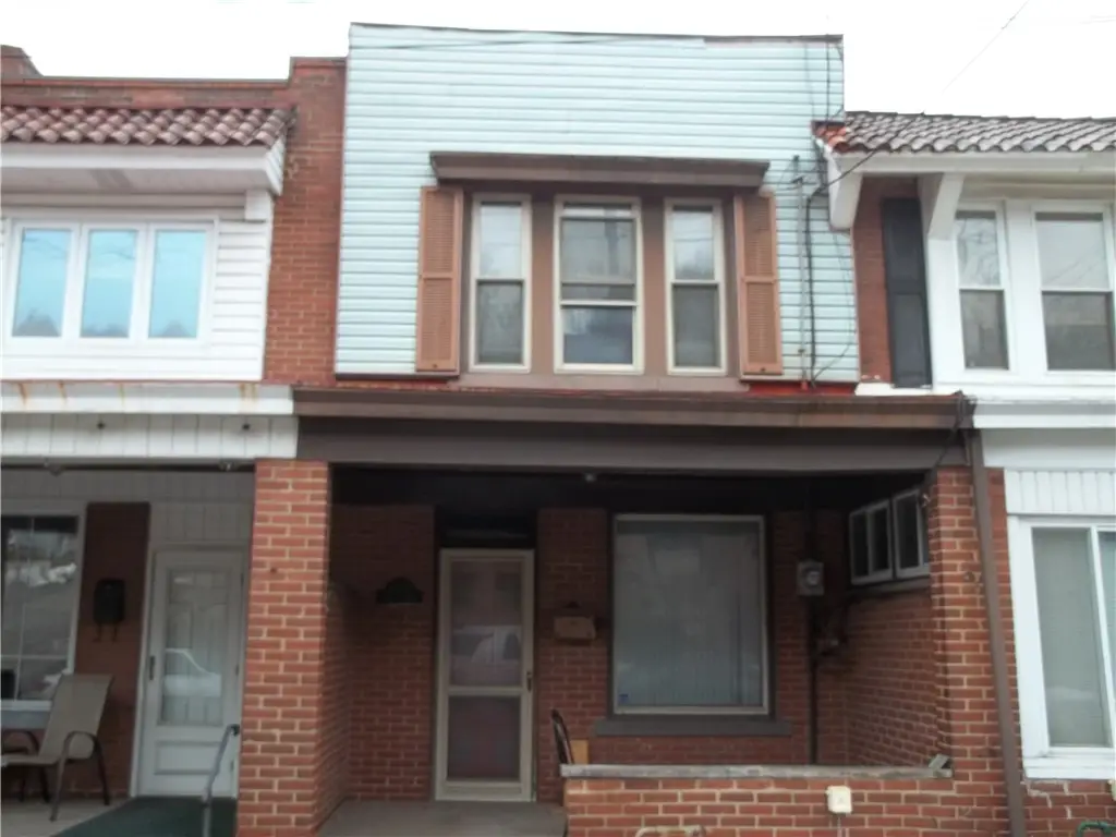 4137 Franklin Rd, Pittsburgh, PA 15214 - #1