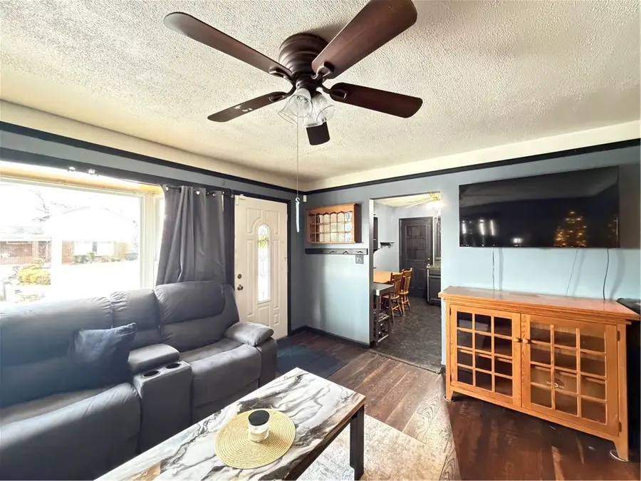 212 Kingston Drive, Wilkins, PA 15235 - #2