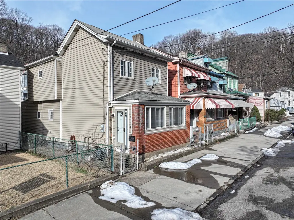 717 Saline St, Pittsburgh, PA 15207 - #1