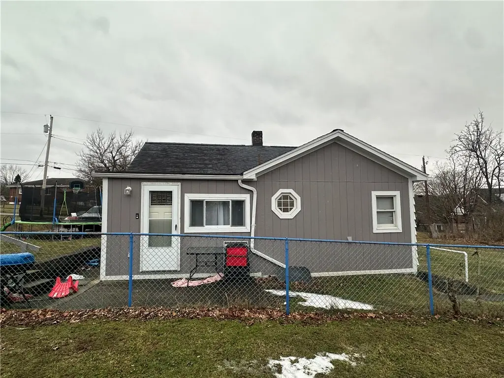 514 Penn High Park Road, Jeannette, PA 15644 - #1