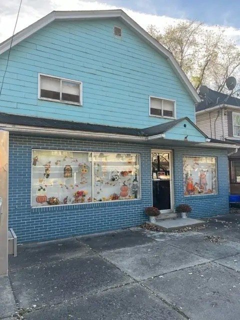 102 W Midland Ave, Midland, PA 15059