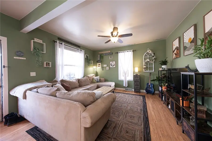 307 1st Ave, Carnegie, PA 15106 - #3