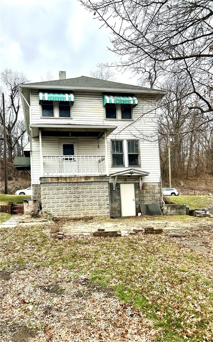 137 S 9th St, Connellsville, PA 15425 - #2