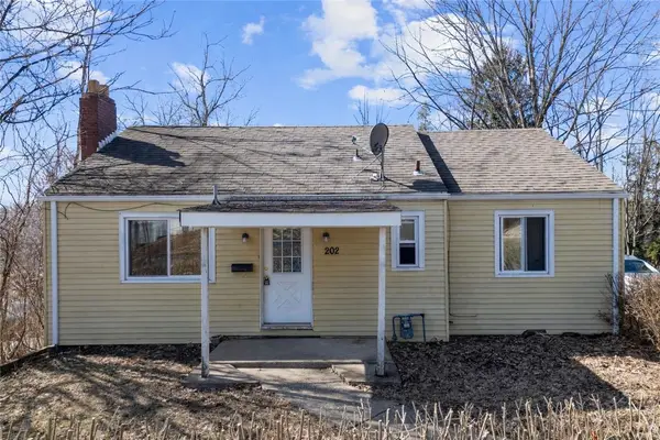 202 Duffield Ave, Penn Hills, PA 15235