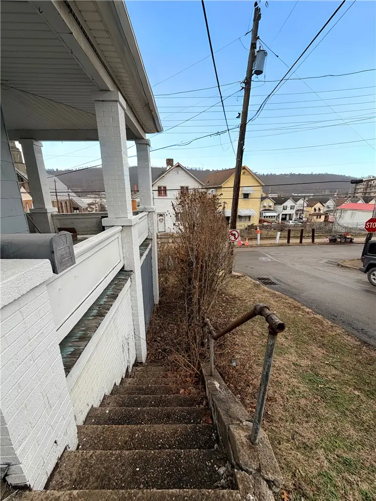1001 Lincoln Ave, Charleroi, PA 15022 - #3
