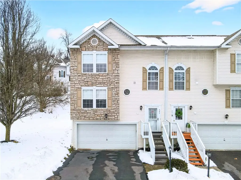 202 Mountain Dr, Carnegie, PA 15106 - #1