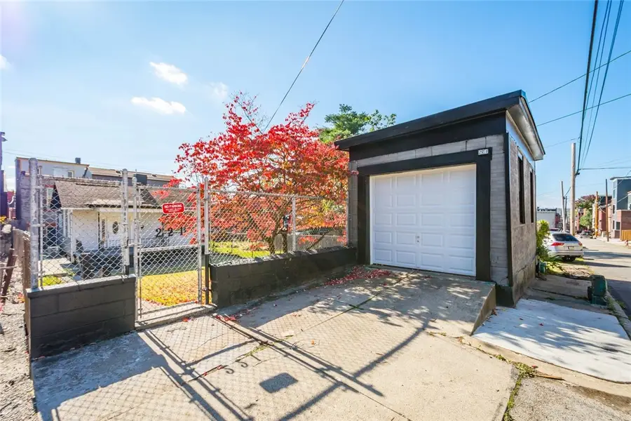 221 Alpine Ave, Pittsburgh, PA 15212 - #3