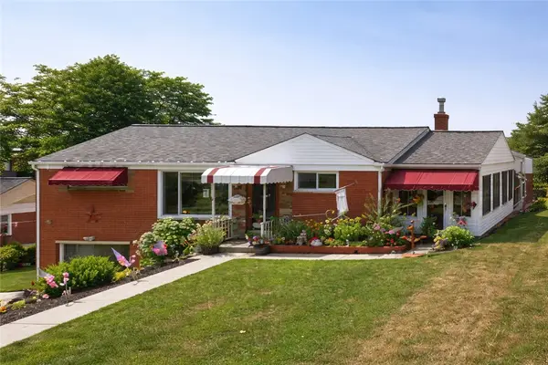 457 Elaine Dr, Pittsburgh, PA 15236