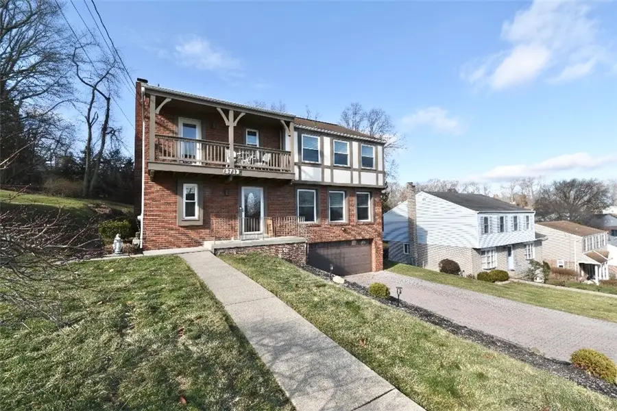 5715 Glen Hill Dr, Bethel Park, PA 15102 - #2