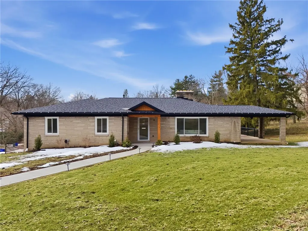 954 Lakemont Dr, Mount Lebanon, PA 15243 - #1