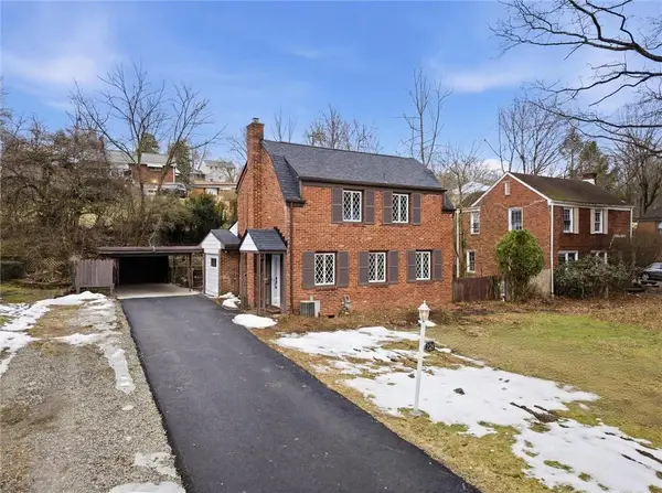 327 E Bruceton Rd, Pittsburgh, PA 15236