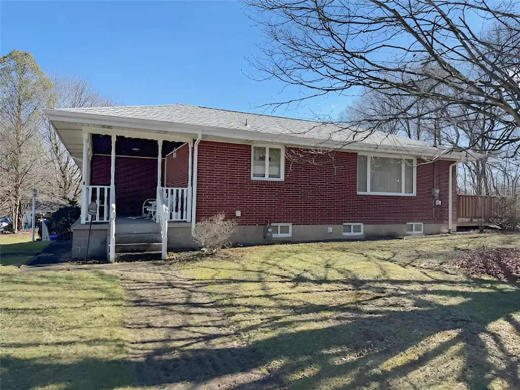 217 Edgewood Ave, Hopewell, PA 15001 - #1