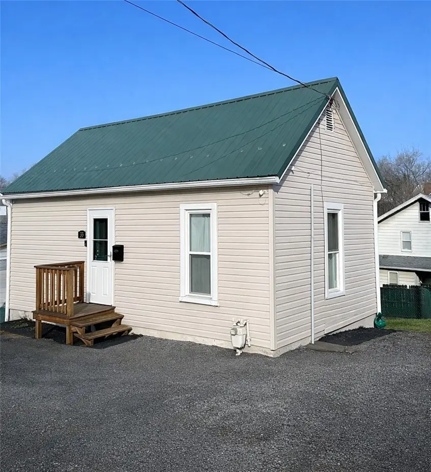 33 Violet Ave, Washington, PA 15301 - #1