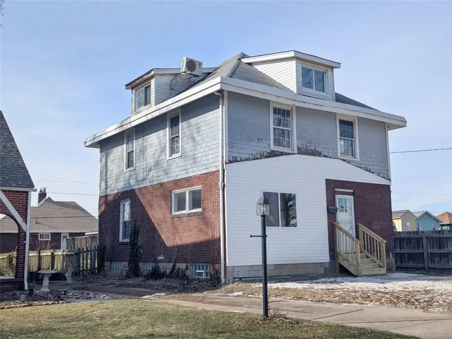 627 Kimball Ave, New Kensington, PA 15068 - #2