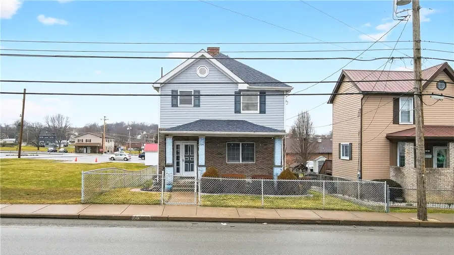 165 N Diamond St, Mount Pleasant, PA 15666 - #2