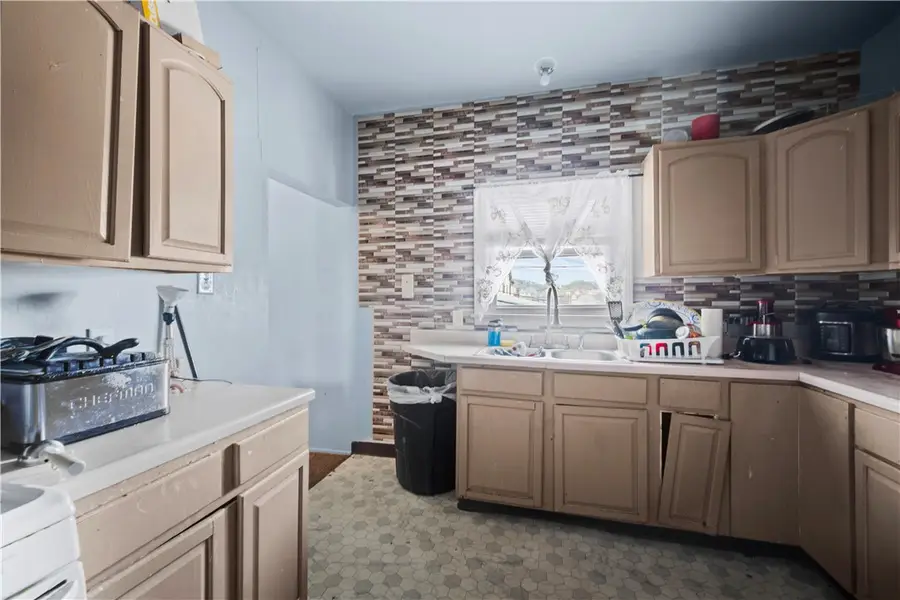 1003 West St, Homestead, PA 15120 - #3