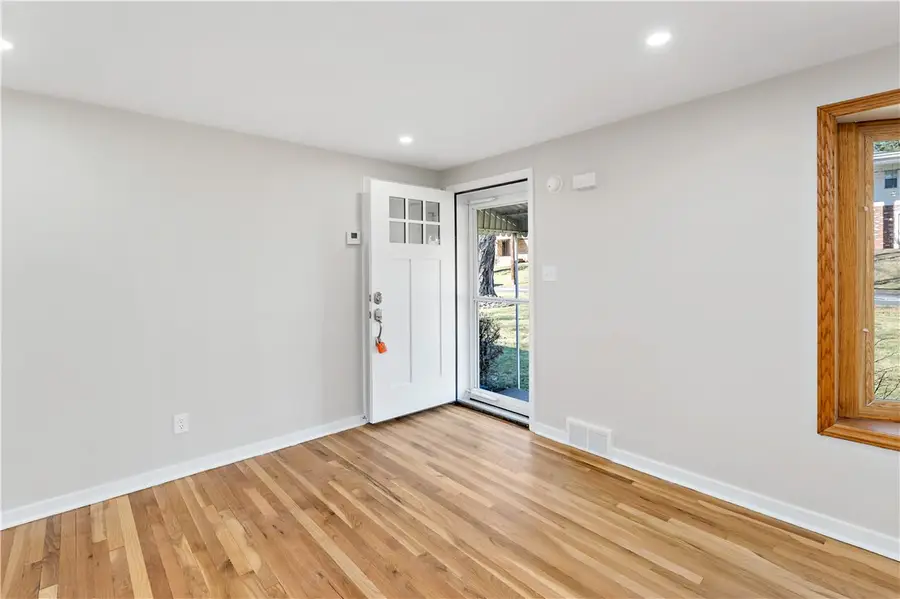 101 Garlow Drive, Pittsburgh, PA 15235 - #3