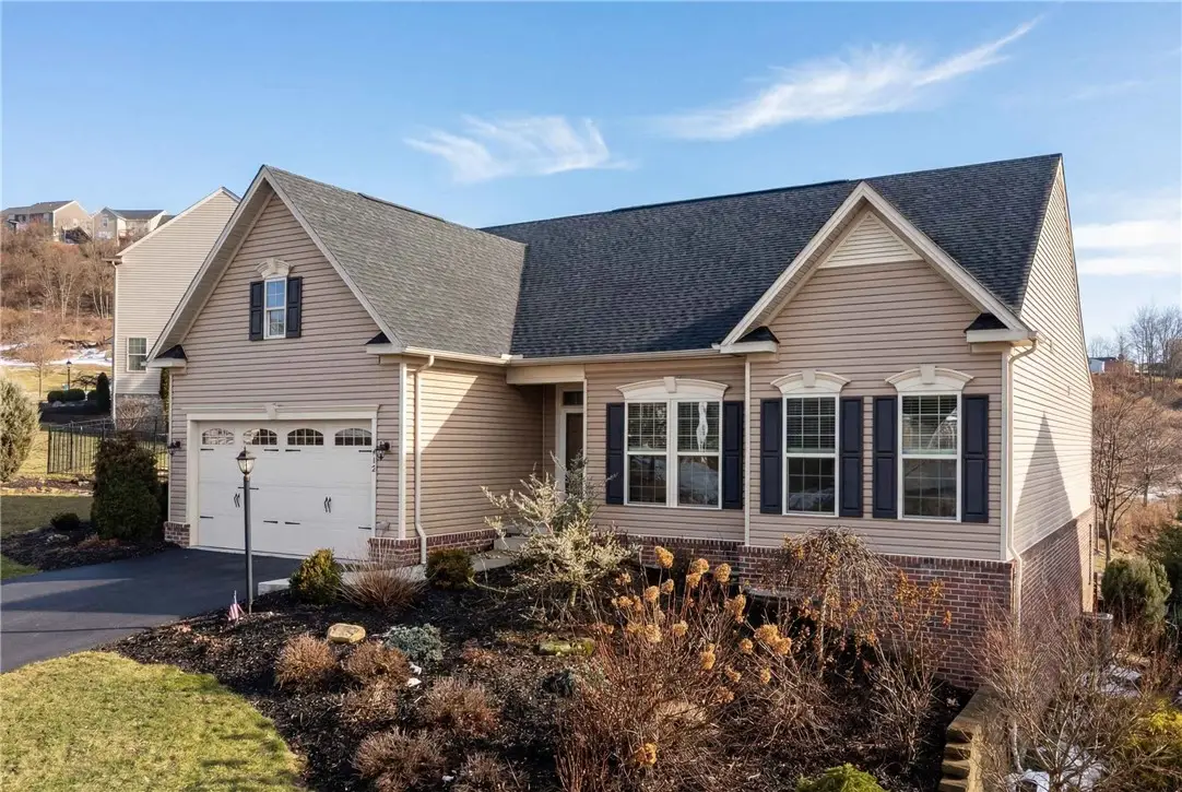 412 Fox Ridge Dr, North Strabane, PA 15317 - #1