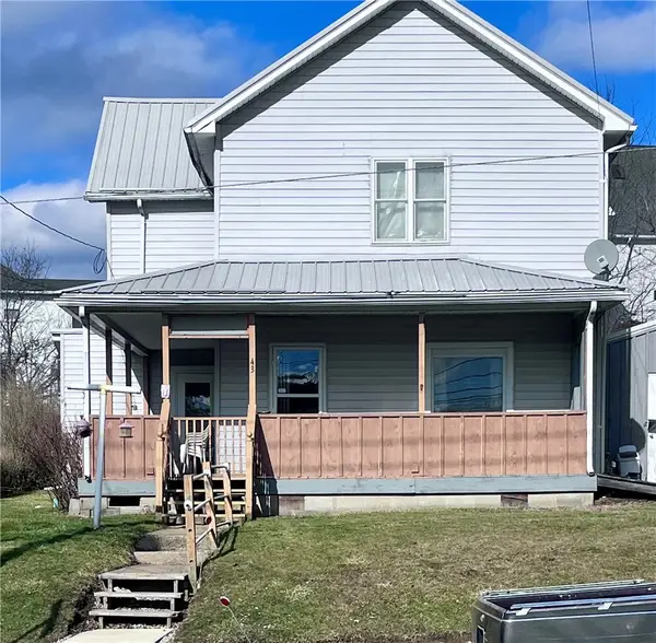 43 W Main St, Cowanshanock Twp, PA 16263