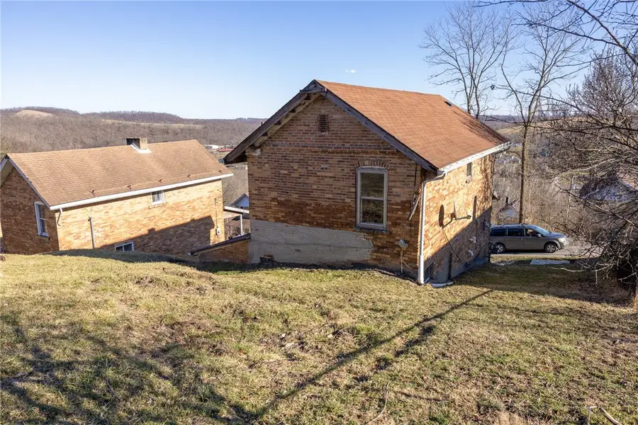 512 4th St, Marianna, PA 15345 - #3